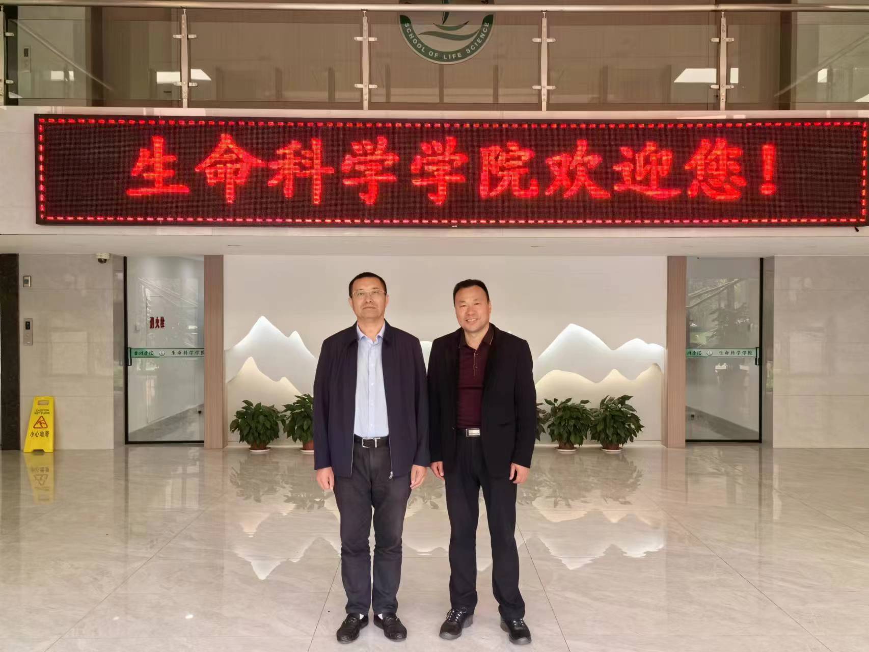 1699514696451489.jpg 10e37fc2c0daee4056238a5833bfbb3.jpg